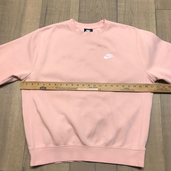 Nike Sweatshirt Mens Size M Orange Crew Neck Sportswear Club Fleece Gym Peach - Picture 8 of 10